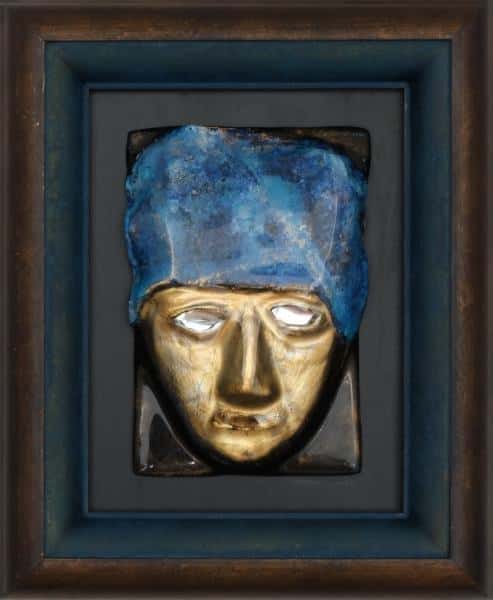 The mirror behind the mask av Torgrim Emil Flaten